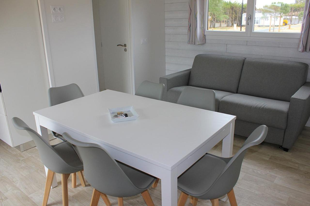 Chalet Pour 6, Domaine Avec Piscine Saint-Hilaire-de-Riez Dış mekan fotoğraf